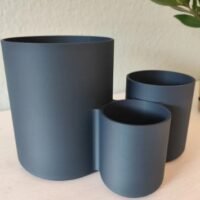 Suporte moderno para utensílios de cozinha com três recipientes