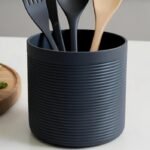 Porta-utensílios de cozinha com design canelado